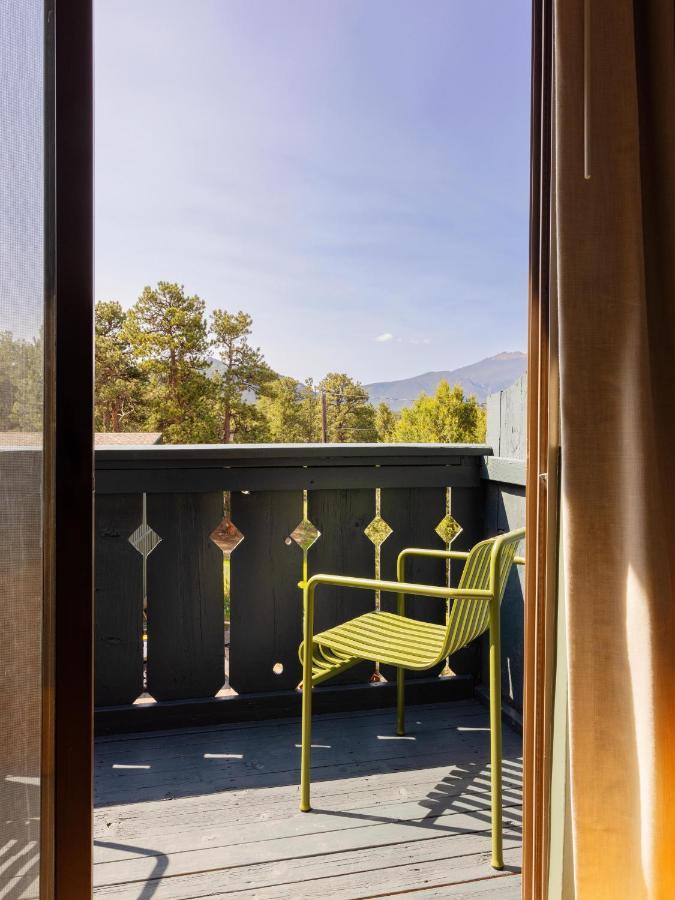 Trailborn Rocky Mountains Outpost Hotel Естес Парк Екстериор снимка