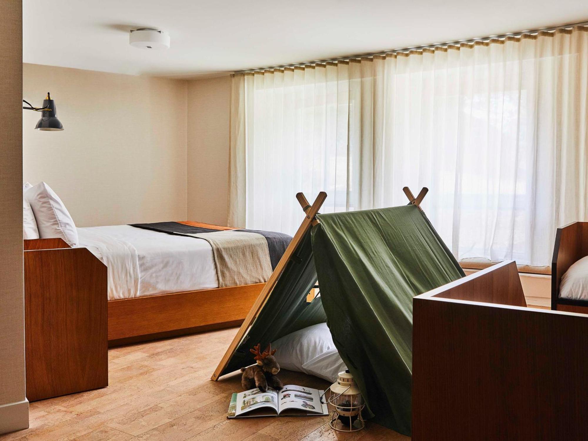 Trailborn Rocky Mountains Outpost Hotel Естес Парк Екстериор снимка