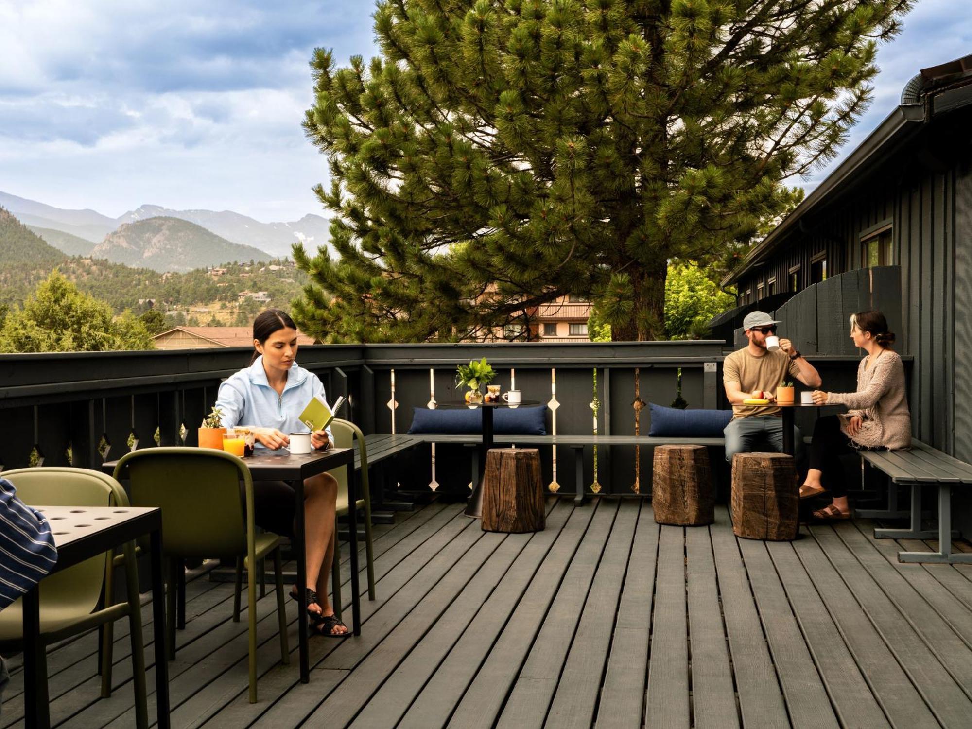Trailborn Rocky Mountains Outpost Hotel Естес Парк Екстериор снимка